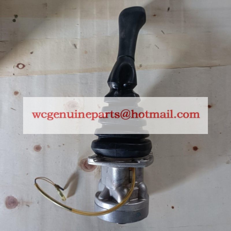 14556360 RIGHT CONTROL VALVE FOR VOLVO EXCAVATOR