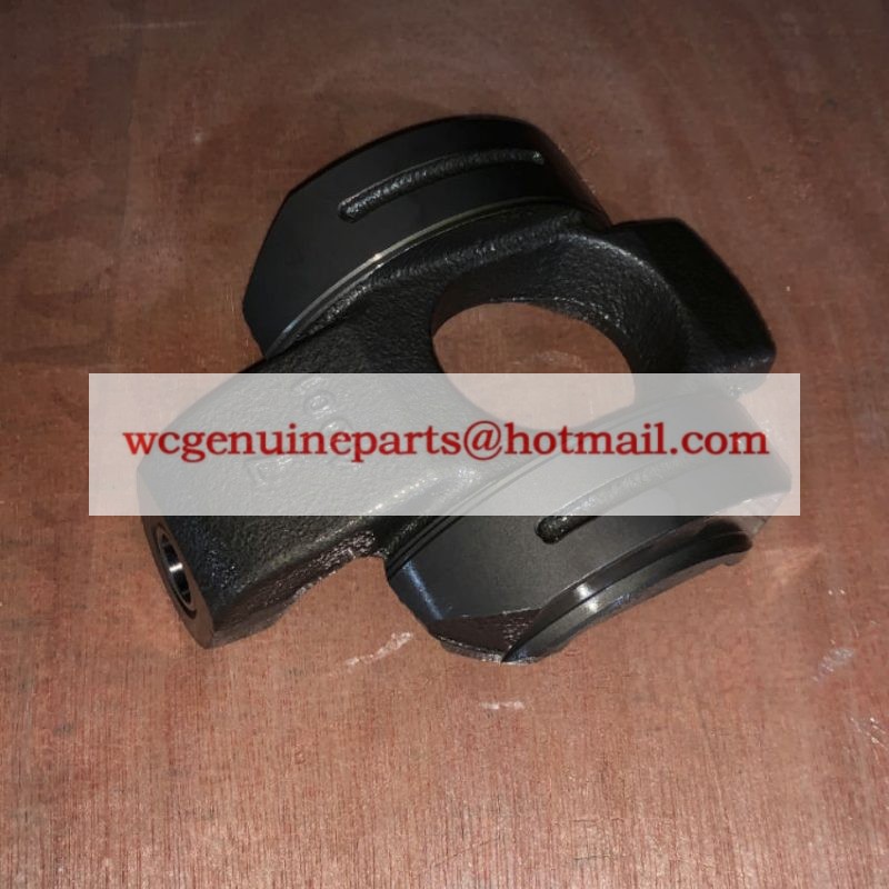 8230-32220 BRACKET FOR VOLVO EXCAVATOR